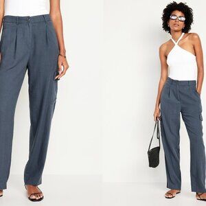 NWT OLD NAVY taylor straight trouser with cargo pockets (S)